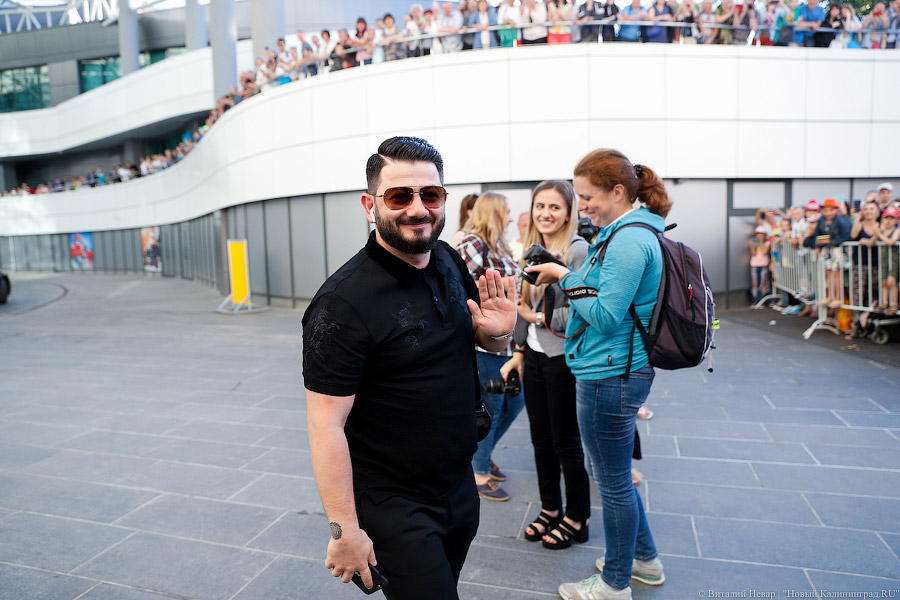 «И табло сорвало с петель»: как прошёл «Голосящий КиВиН» в «Янтарь-холле»