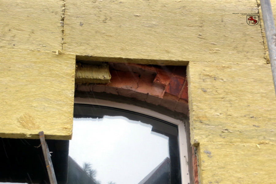 Зданию больницы Мамоново рекомендован статус памятника, несмотря на варварский ремонт (фото)