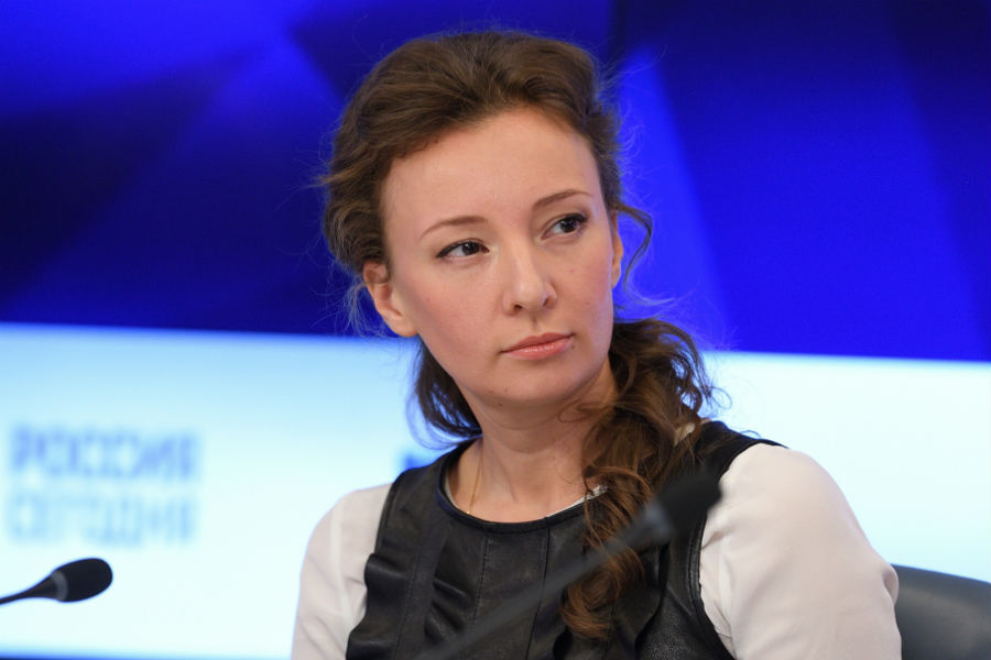 Омбудсмен потребовала от Алиханова устранить нарушения прав детей-инвалидов