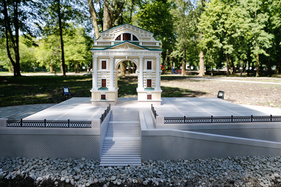 «Я тебе построю Кижи»: в Калининграде открылся парк мини-шедевров архитектуры
