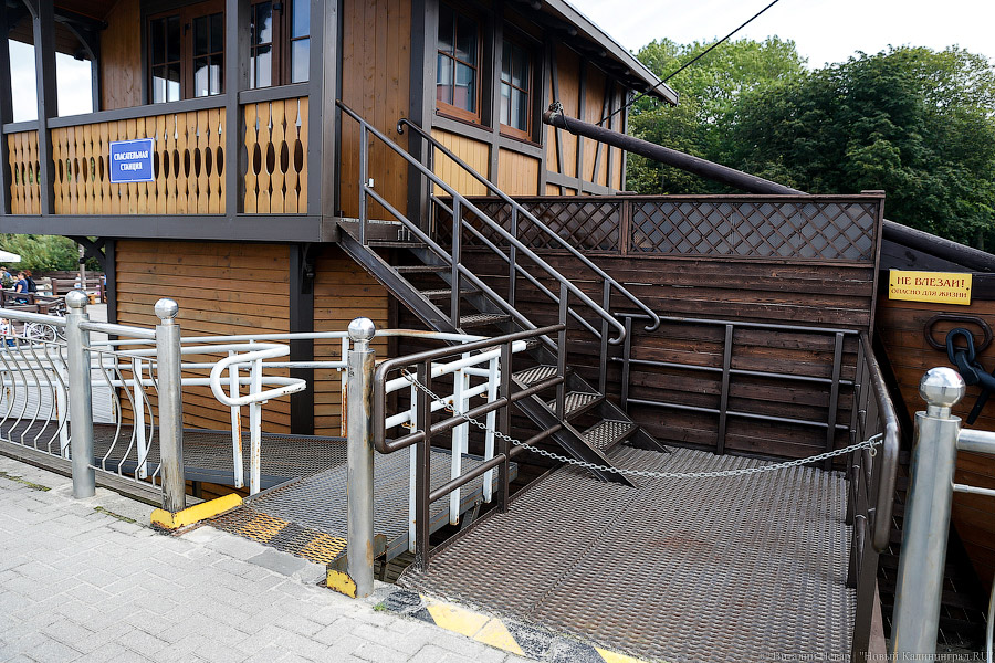 Спаси себя сам: кто отвечает за безопасность людей на пляже в Зеленоградске