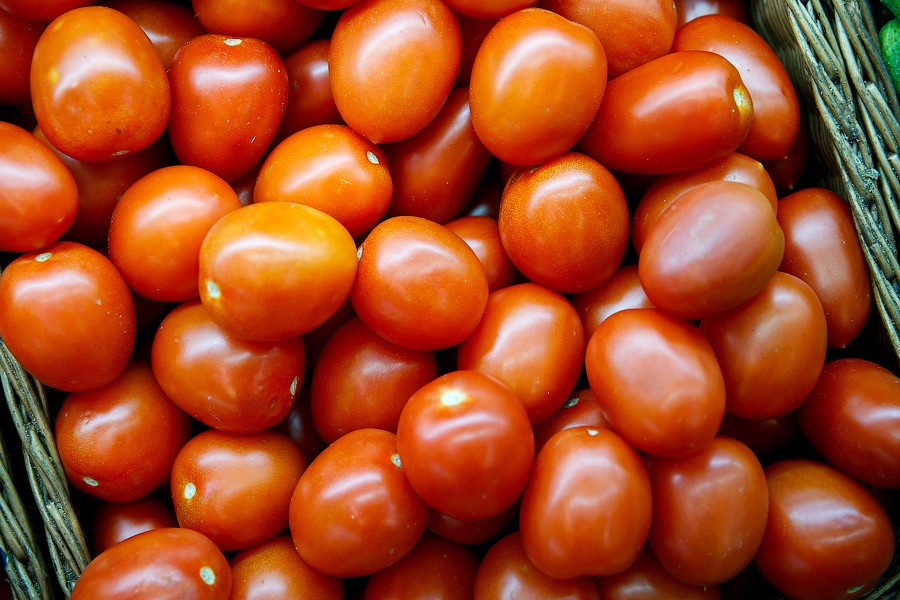 В Россию запрещен ввоз помидоров через Белоруссию из 9 стран