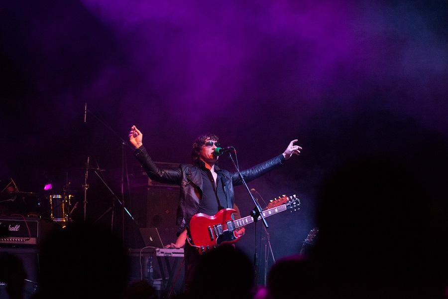 «Moves Like Jagger»: фоторепортаж с концерта Найка Борзова