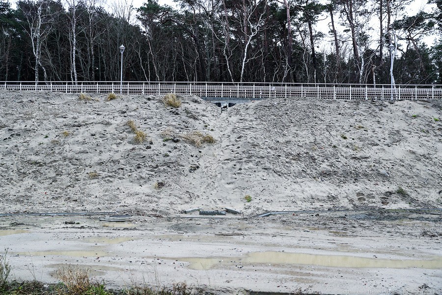 «В ожидании 70 метров»: как ведутся работы по расширению пляжа в Светлогорске