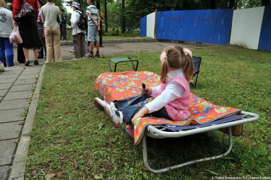 Последствия погрома на Ялтинской: фоторепортаж "Нового Калининграда.Ru"