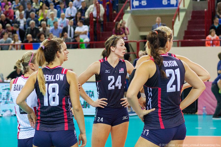 Первый блин комом: российские волейболистки проиграли американкам (фото)