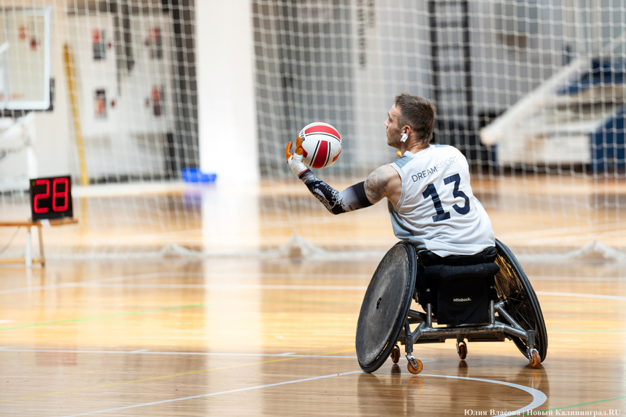 «Серебро» дороже «золота»: в Калининграде впервые боролись за Кубок по регби на колясках (фото)