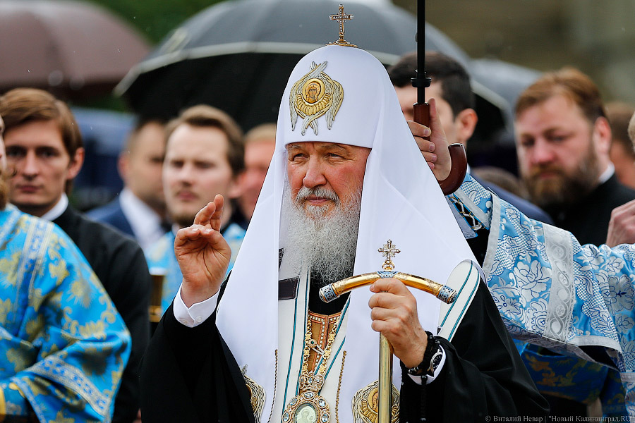 Патриарх и дети: в Калининграде освятили новый корпус православной гимназии 