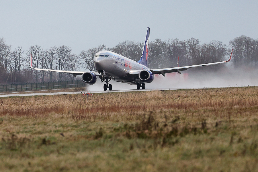 Ограничения на полеты в «Пулково» сняты