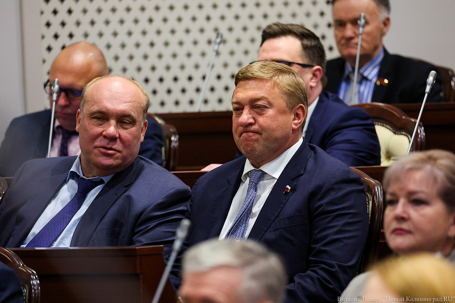 Карты, фотки, все дела: ежегодный отчет Антона Алиханова в фотографиях