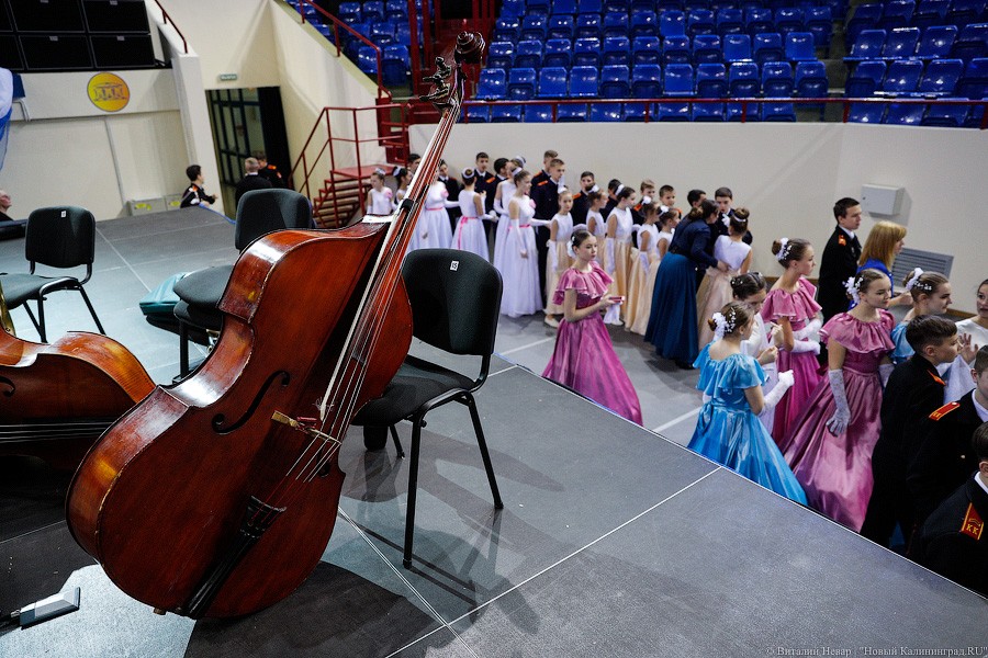 Танцы с министрами: чем запомнился кадетский бал в Калининграде