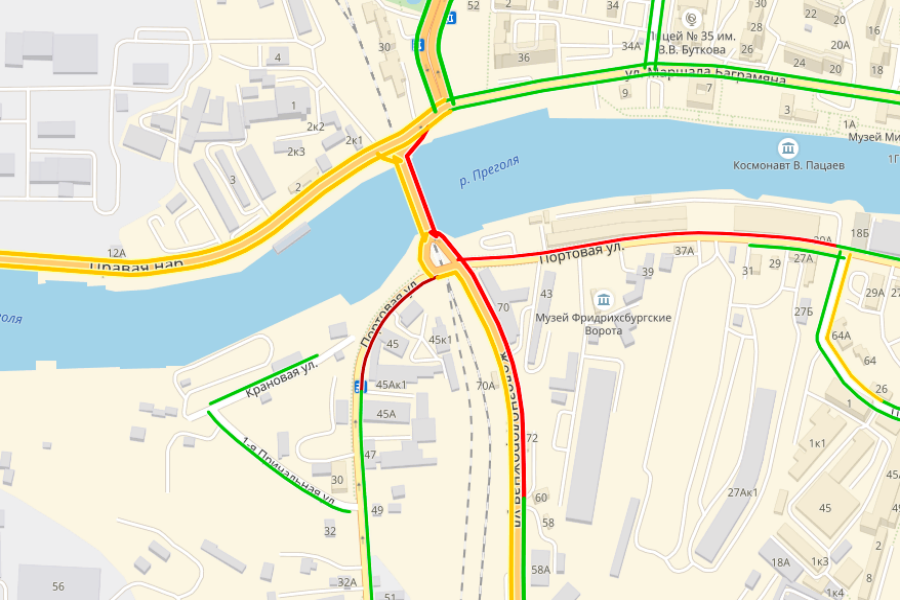 Участники ДТП собрали пробку в районе двухъярусного моста (фото)