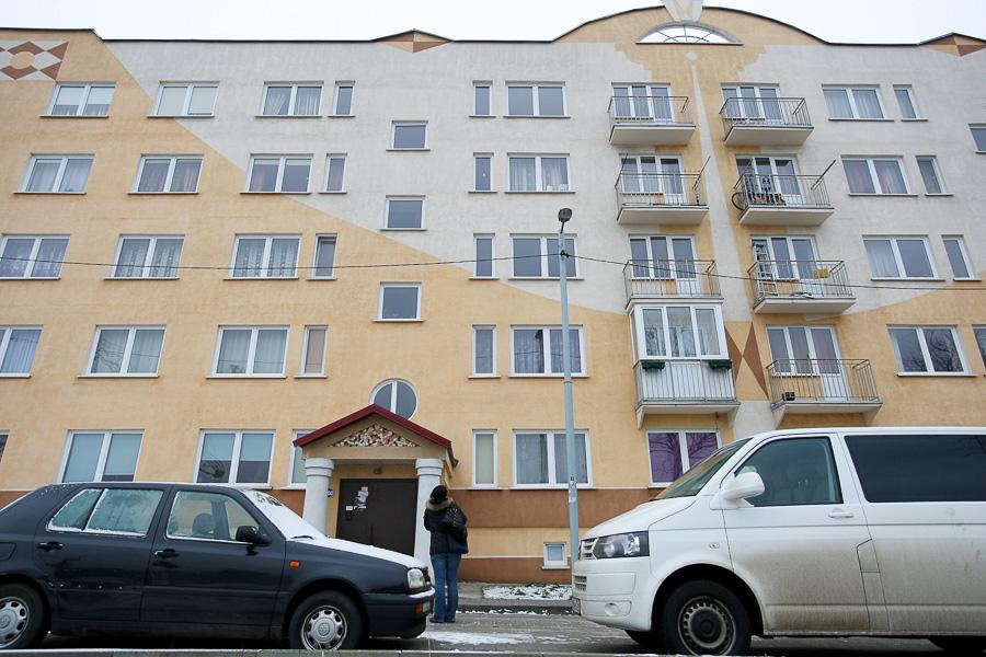 «Я уже ничего не боюсь»: жильцы спорного дома на ул. Товарной ждут окончания следствия