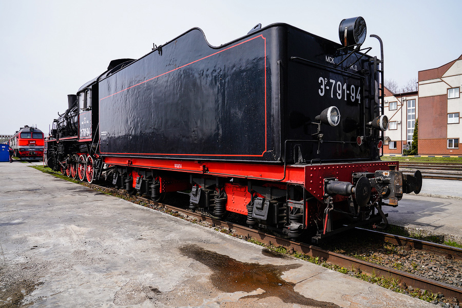 На ретропоезде до Советска: в Калининград привезли туристический паровоз (фото)