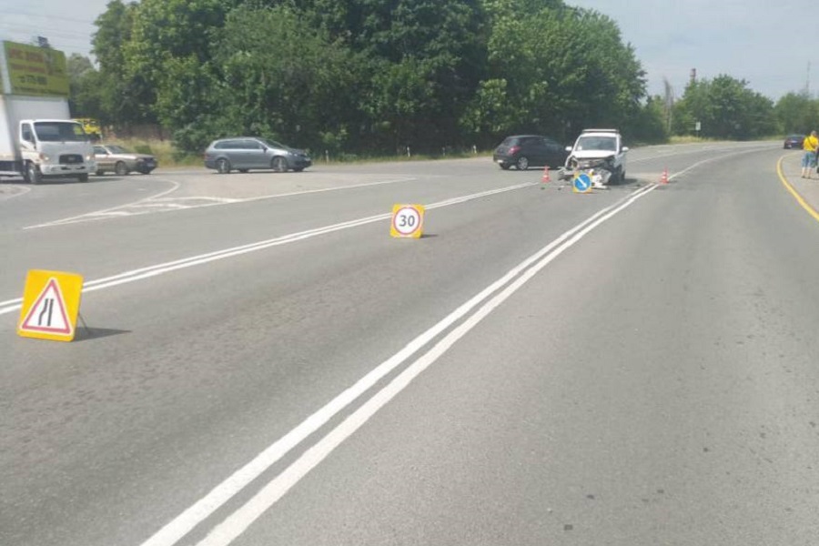 В Гурьевском районе водитель-нарушитель пострадал в спровоцированном им ДТП (фото)