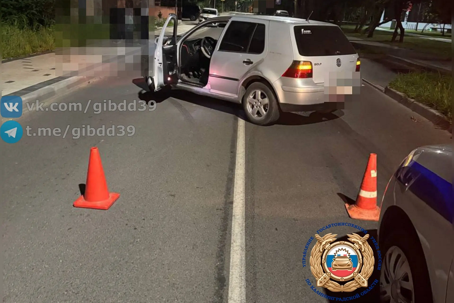 В Калининграде под колесами авто на переходе пострадала пятилетняя велосипедистка