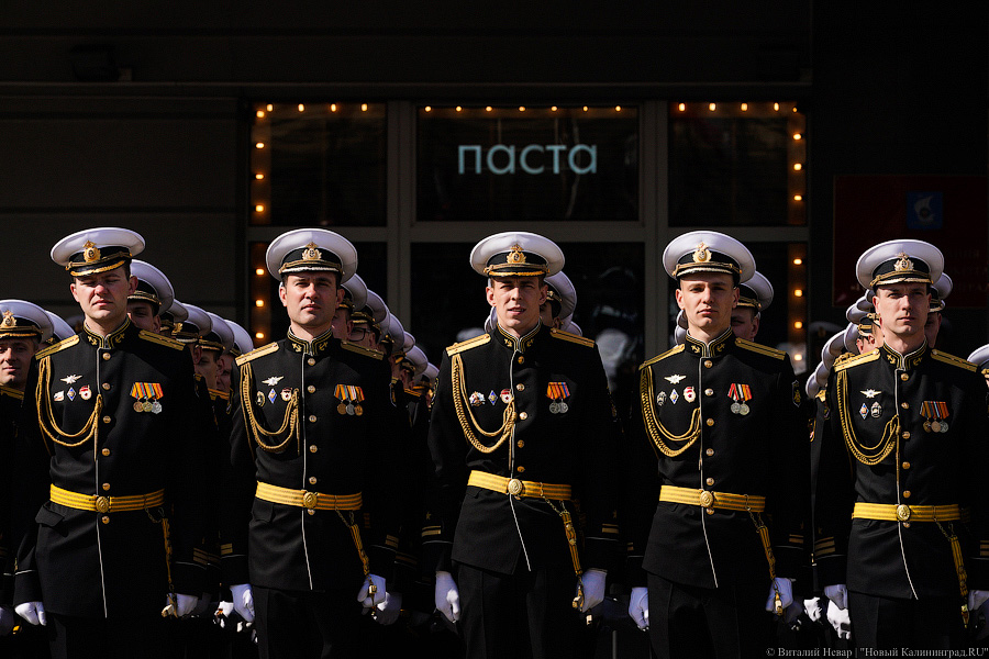 Парад в объективе: фоторепортаж со Дня Победы в Калининграде