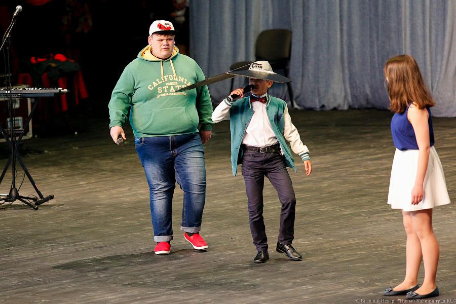 «Разве можно наспех?»: как в светлогорском Театре эстрады впервые провели КВН