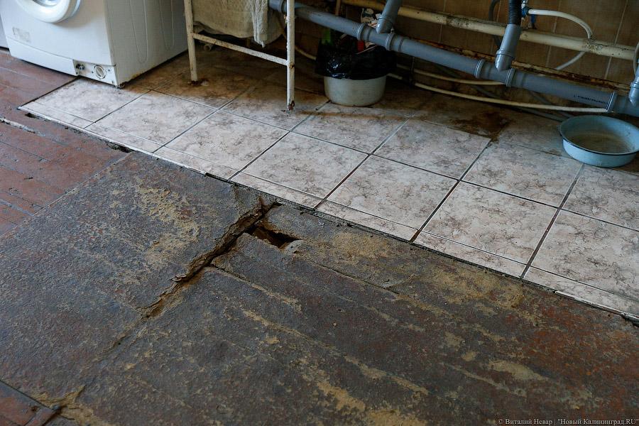 «Придет ОМОН»: жители аварийного дома в Балтийске рискуют оказаться на улице