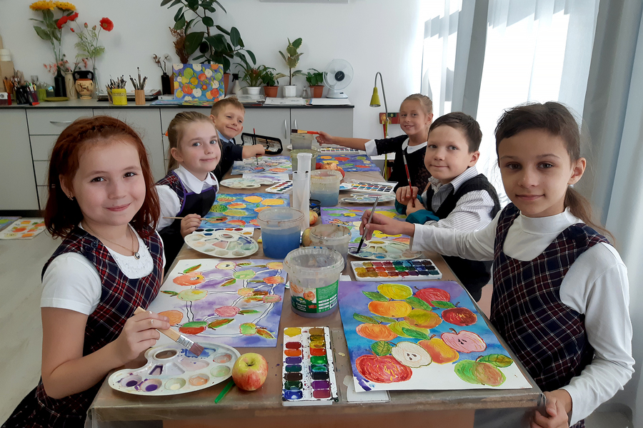 Как помочь ребенку поступить в Детскую художественную школу?