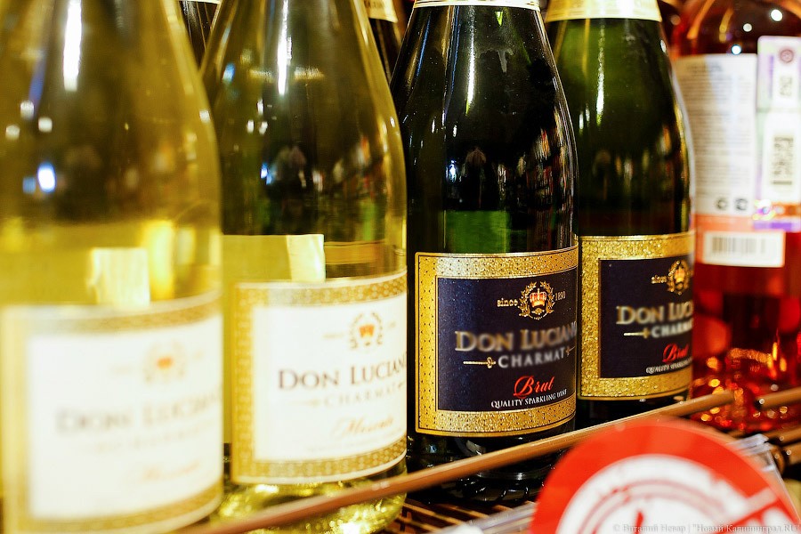 Минфин и Минэк хотят вернуть продажу слабого алкоголя на АЗС