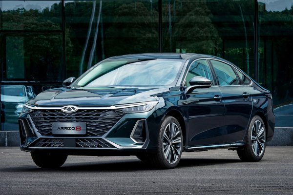 Мощь и дерзость: на Калининградский рынок выходит седан бизнес-класса ARRIZO 8