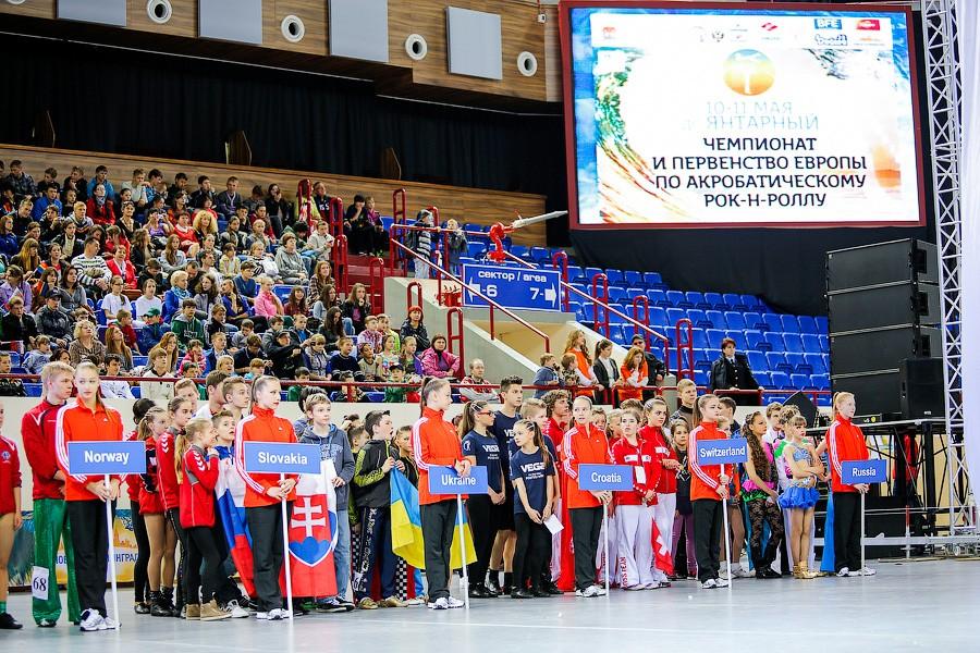 Мастера на все трюки: в Калининграде прошел Чемпионат Европы по акробатическому рок-н-роллу