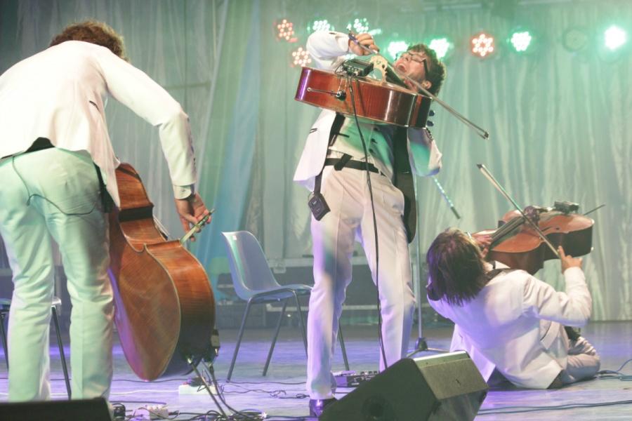 «Два дня гуляний»: фоторепортаж с закрытия фестиваля «Территория мира»