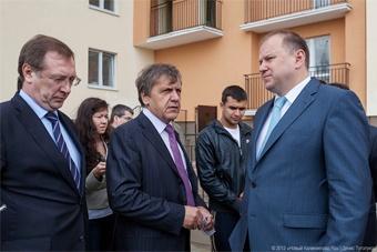 Морозов предложил дольщикам «Вальдау» самим заниматься оформлением квартир