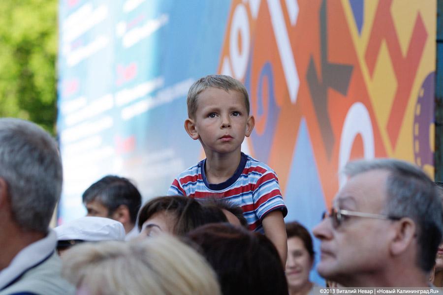 Десятый юбилейный: «Балтийские дебюты» открылись красной ковровой дорожкой