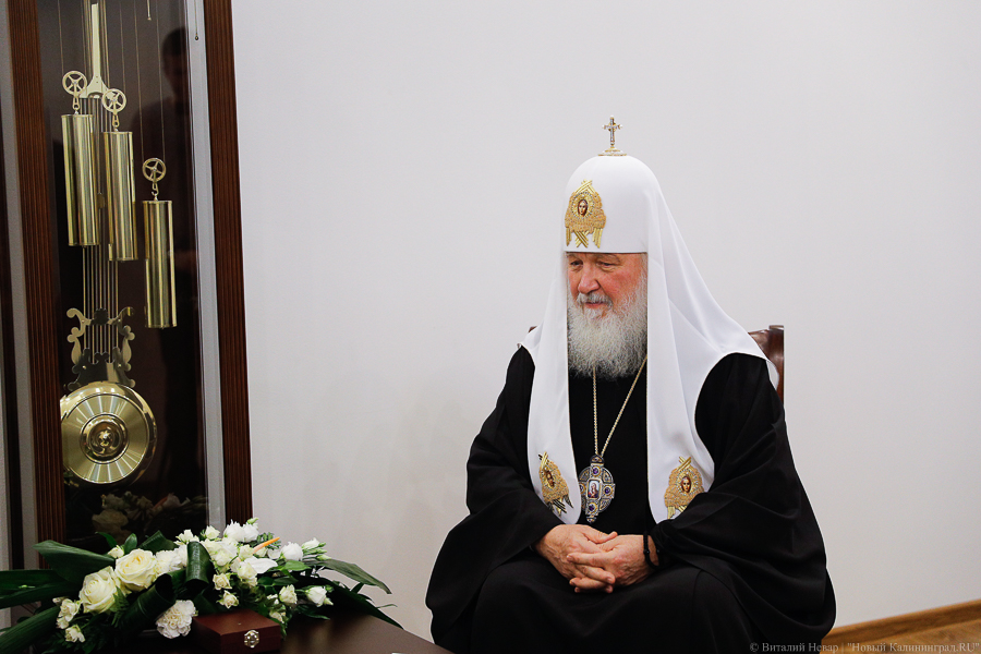 Путин: «мудрое пастырское слово» патриарха Кирилла консолидирует общество