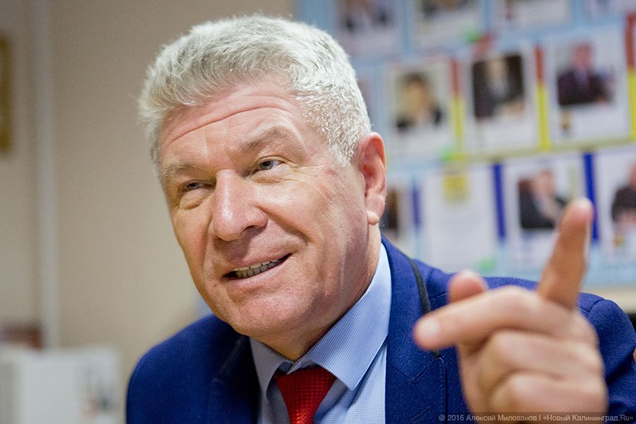 Сити-менеджер Мамоново Олег Шлык: каждый глава куражится как может