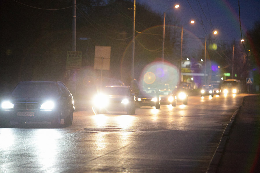 МВД настаивает на светоотражающей одежде для водителей в ночные часы