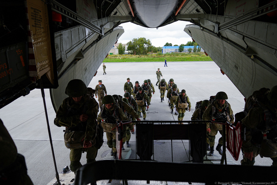 Псковский десант в Калининградской области: в России продолжаются учения «Запад-2021» (фото)