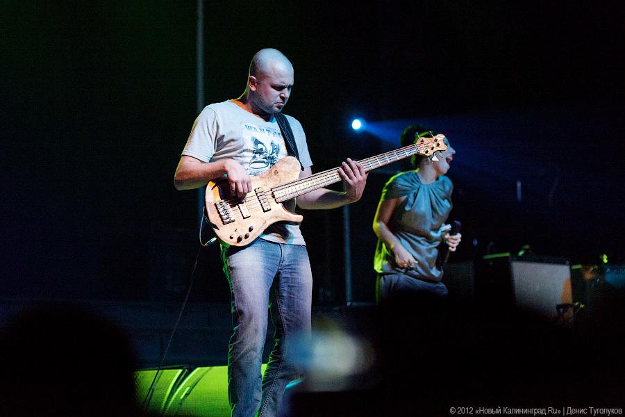 «Ну вот и поговорили»: фоторепортаж с концерта певицы Елки