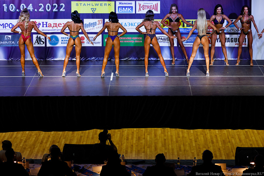 Рельефный узор: в Калининграде прошел кубок области по бодибилдингу (фото)