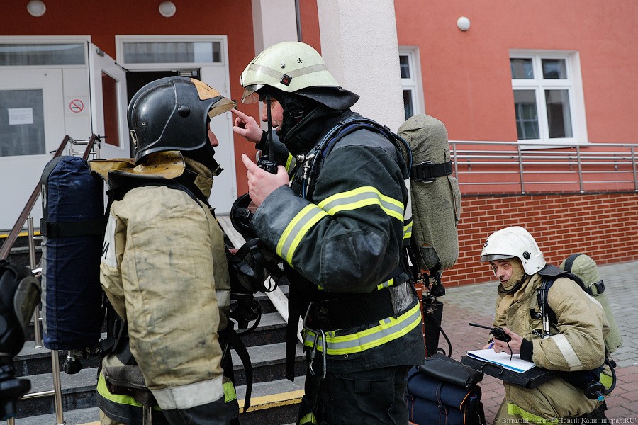 Полеты наяву: сотрудники МЧС «потушили» отделение микрохирургии глаза
