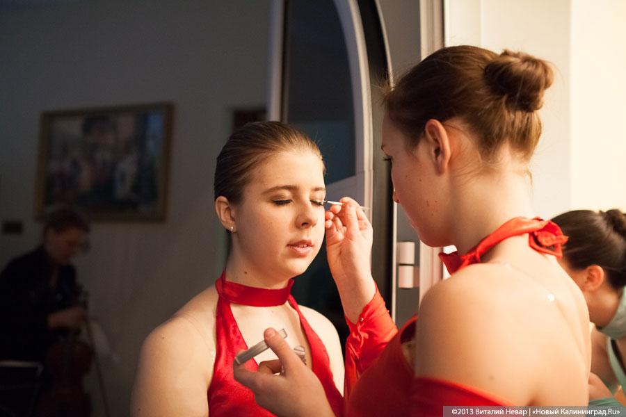 «Смиренные танцы»: второй Сретенский бал молодёжи