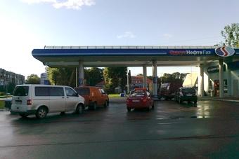 Минпром: цены на бензин АИ-92 колеблются от 26,25 до 28,50 руб за 1 литр