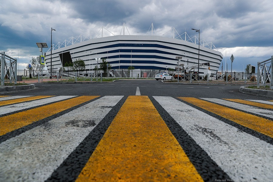 Калининградским энергетикам задолжали крупную сумму за подключение стадиона