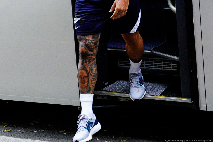 Суперкубок надежды: команды «Локомотив» и «Зенит» прибыли в Калининград (фото)