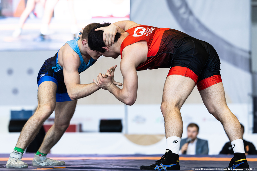 На пределе сил: в Калининграде прошел турнир по борьбе на Кубок Андрея Шумилина (фото)