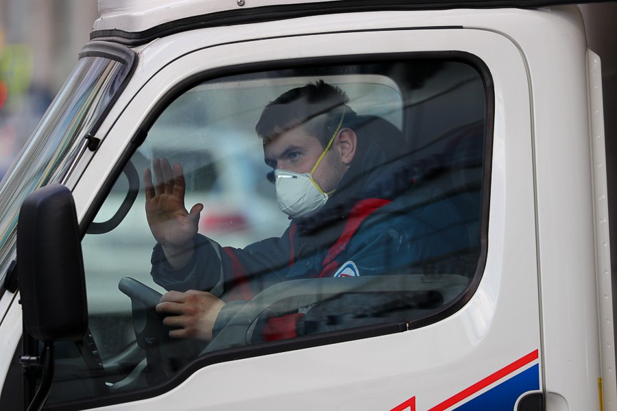 В Минкомсвязи рассказали, как собираются следить за людьми на карантине