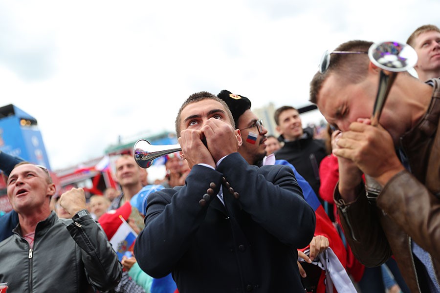 Усы победы: как Калининград болел и радовался за сборную России (фото)