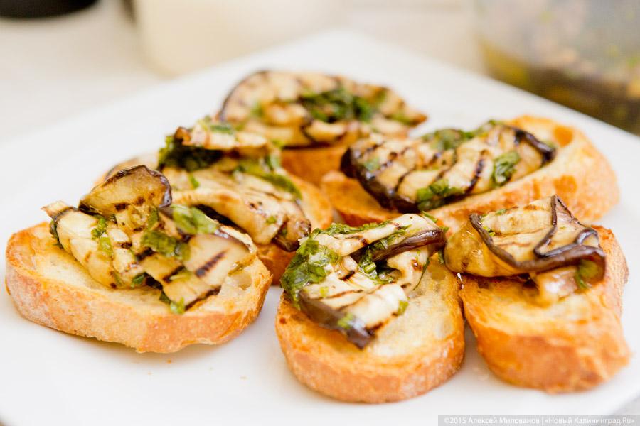  Нагруженные вилки: тапасы и пряная груша на «Открытой кухне»