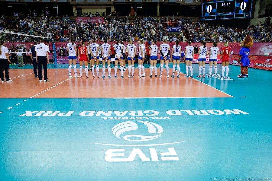 Не лучший день: российские волейболистки проиграли голландкам в трех партиях