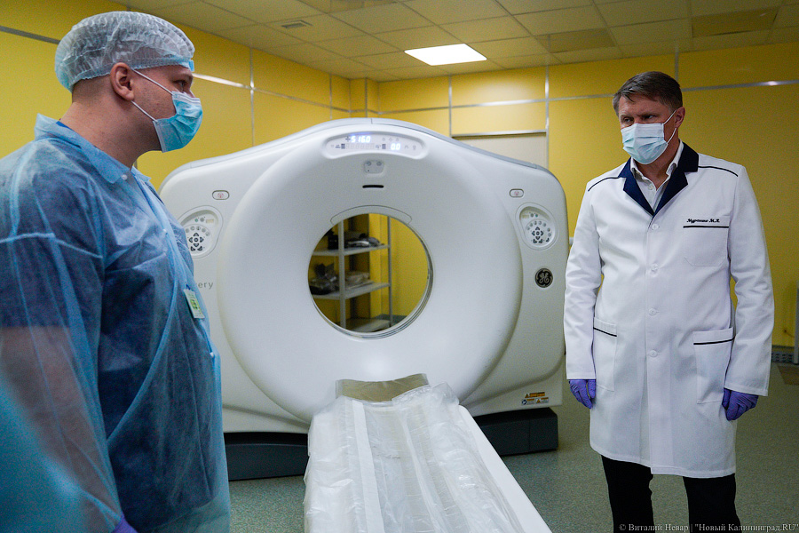 «Коронавирусный» визит: в Калининграде с проверкой побывал глава Минздрава