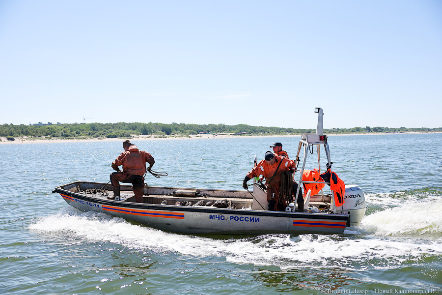 20 тысяч мин под водой: как проходит «разоружение» немецкой баржи под Балтийском (фото)