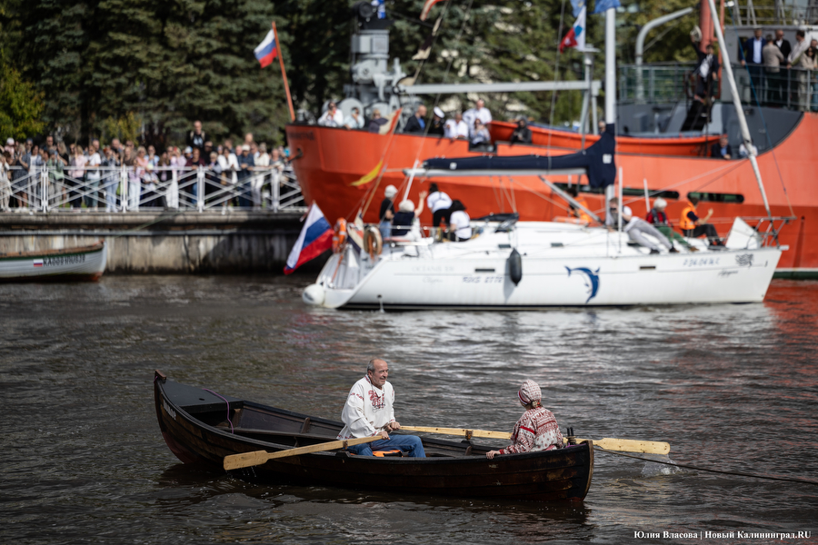 Летающая скрипка и светлогорская гондола: чем отметилась «Водная ассамблея-2026» (фото)