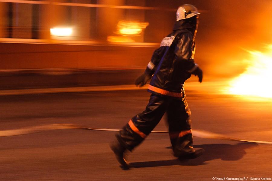 "Пожар на дороге": фоторепортаж "Нового Калининграда.Ru"